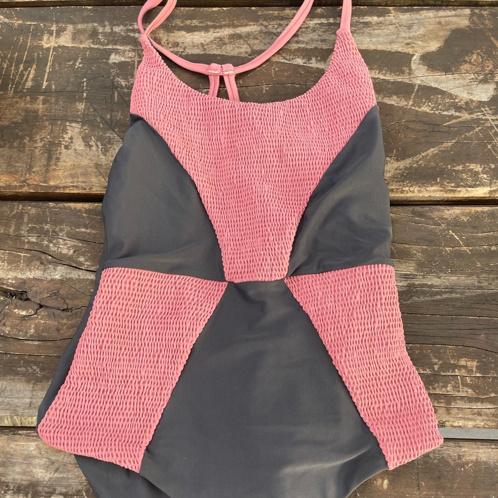 Tori praver one piece bikini xs